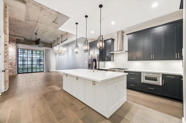 1714 Ashland Street 108, Houston, TX 77008