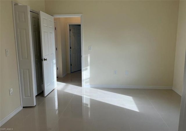 2910 55th ST W, Lehigh Acres, FL 33971