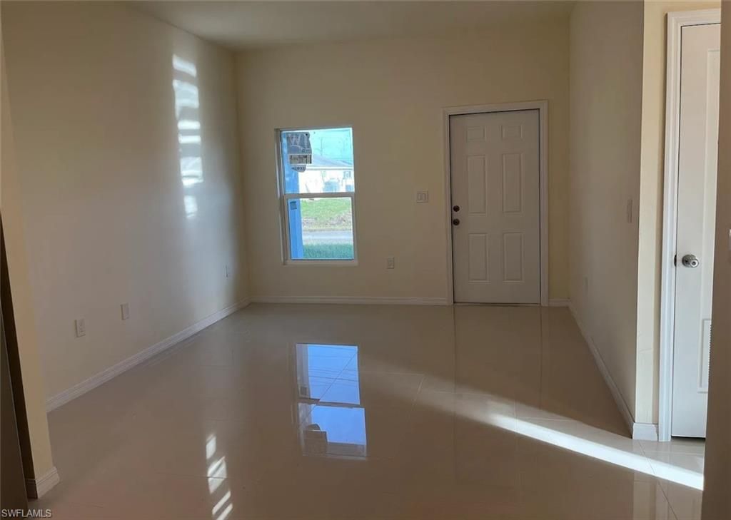 2910 55th ST W, Lehigh Acres, FL 33971