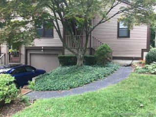 9 Shadowwood Circle, Monroe, CT 06468