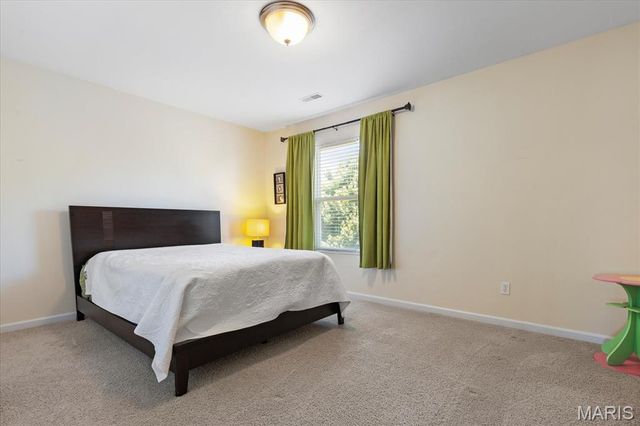 1744 Briarmanor Drive, Lake St Louis, MO 63367
