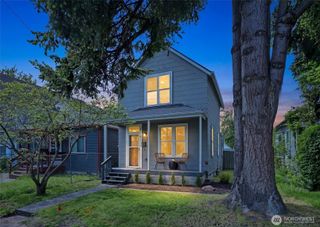 6211 Carleton Avenue S, Seattle, WA 98108