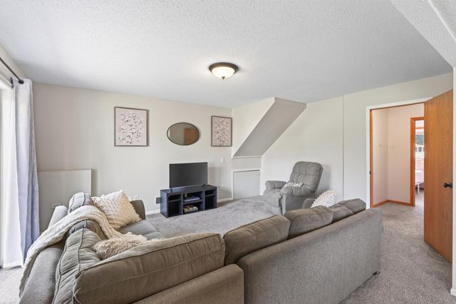6877 174th Street W, Farmington, MN 55024