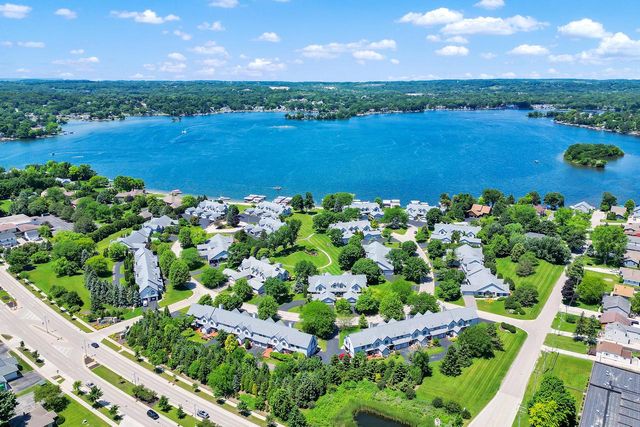 S75W17653 Harbor CIRCLE, Muskego, WI 53150