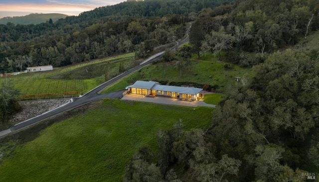 4127 Dry Creek Rd, Napa, CA 94558
