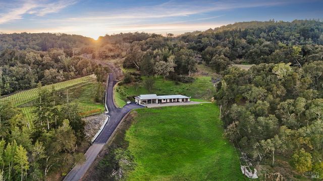 4127 Dry Creek Rd, Napa, CA 94558