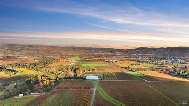 4127 Dry Creek Rd, Napa, CA 94558