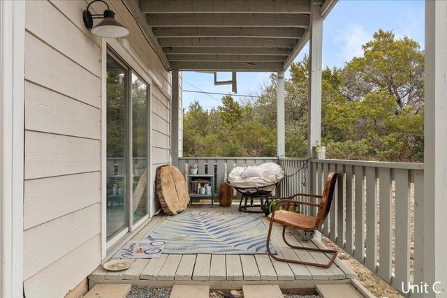 7705 Debbie DR, Volente, TX 78641