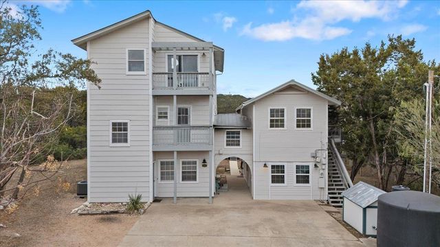 7705 Debbie DR, Volente, TX 78641