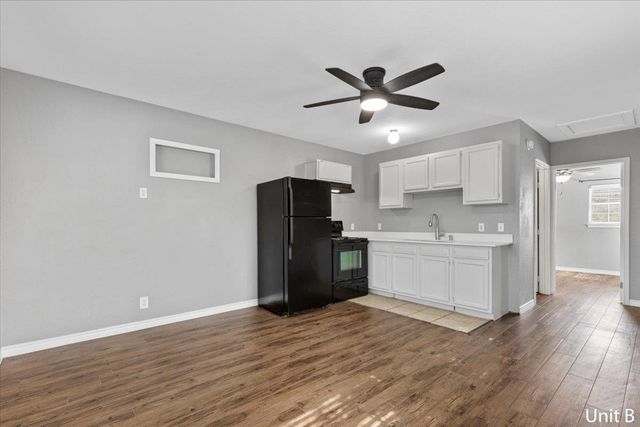 7705 Debbie DR, Volente, TX 78641