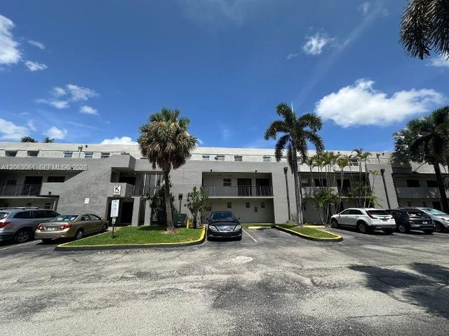 220 NW 87th Ave K108, Miami, FL 33172