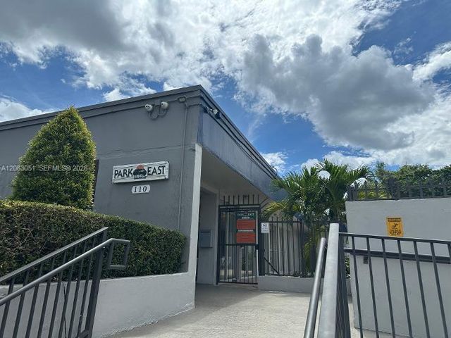 220 NW 87th Ave K108, Miami, FL 33172