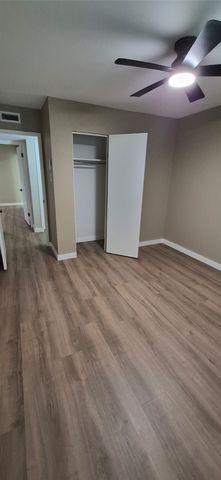 3317 S Edelweiss Drive, Grand Prairie, TX 75052