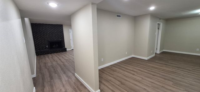 3317 S Edelweiss Drive, Grand Prairie, TX 75052