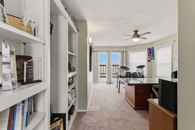 18 Tierra Monte Street NE, Albuquerque, NM 87122