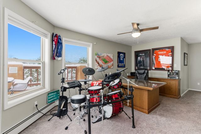 18 Tierra Monte Street NE, Albuquerque, NM 87122