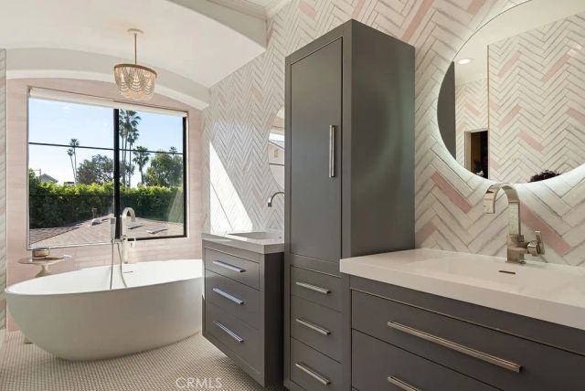 736 14th, Huntington Beach, CA 92648