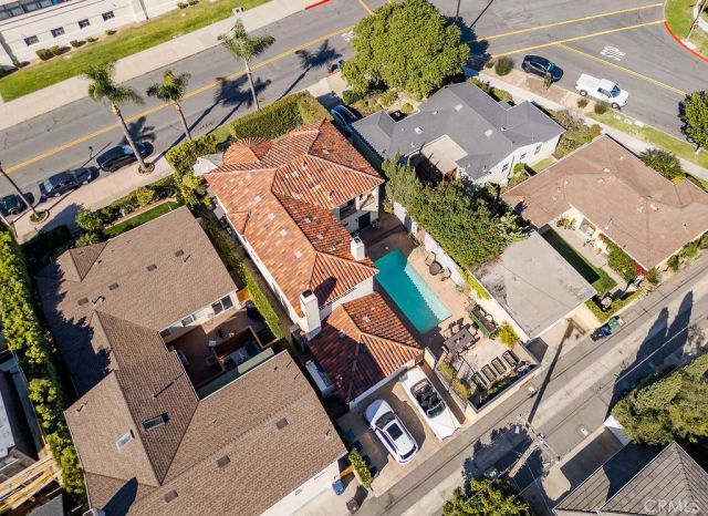 736 14th, Huntington Beach, CA 92648