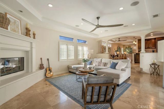 736 14th, Huntington Beach, CA 92648
