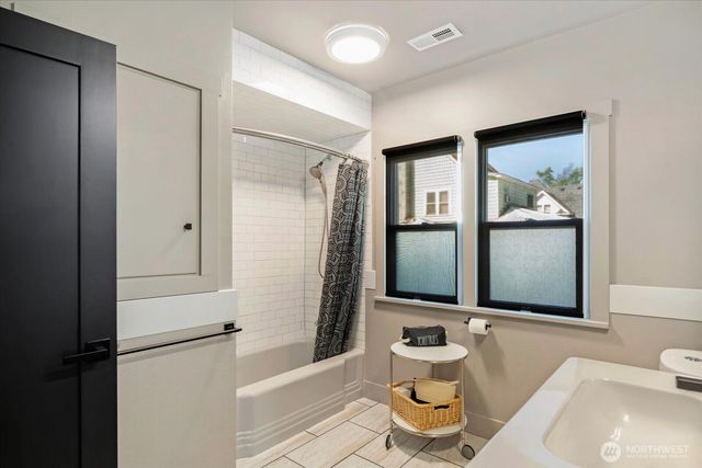 114 S Madison Street, Walla Walla, WA 99362