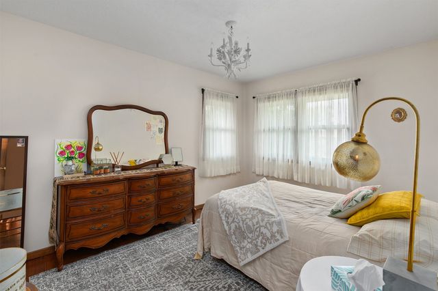 7106 El Rancho Avenue, Windsor Heights, IA 50324