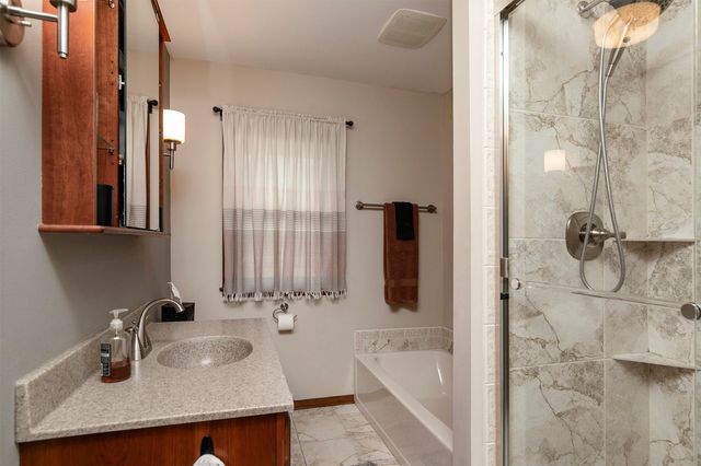 7106 El Rancho Avenue, Windsor Heights, IA 50324