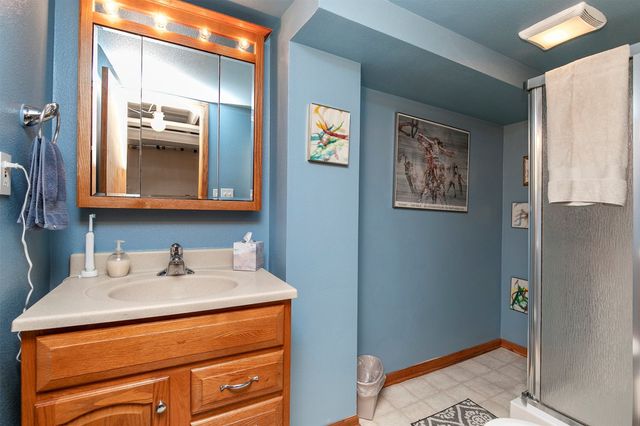 7106 El Rancho Avenue, Windsor Heights, IA 50324