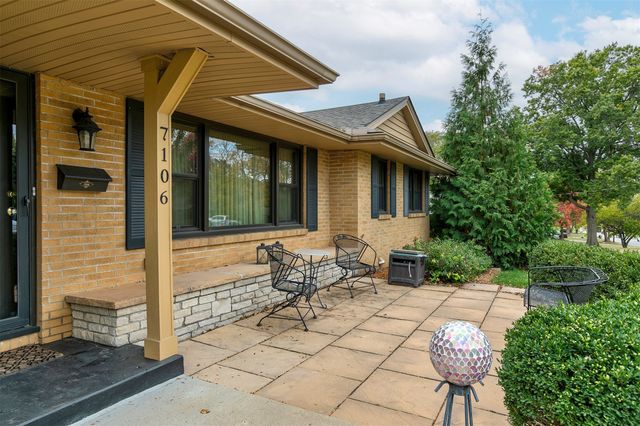 7106 El Rancho Avenue, Windsor Heights, IA 50324