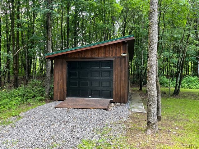52 Mc Caw Road, Redfield, NY 13437