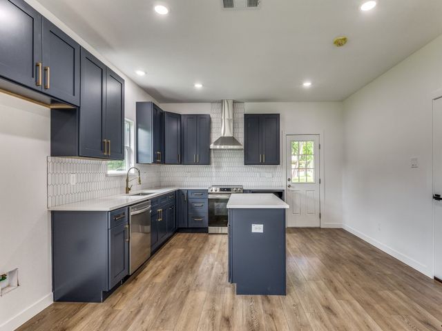 747 N Wilhite Street, Cleburne, TX 76031