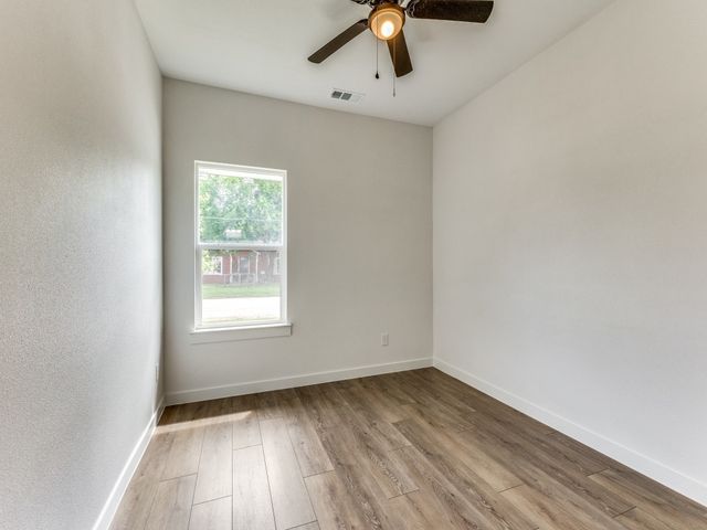 747 N Wilhite Street, Cleburne, TX 76031