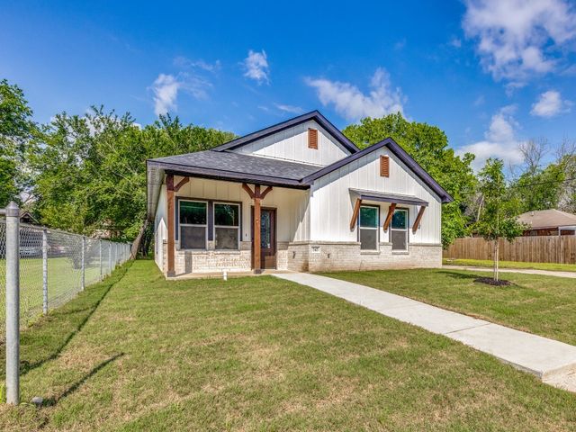 747 N Wilhite Street, Cleburne, TX 76031