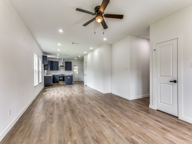 747 N Wilhite Street, Cleburne, TX 76031