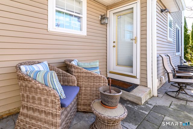 596 Glenbrook Road APT 12, Stamford, CT 06906