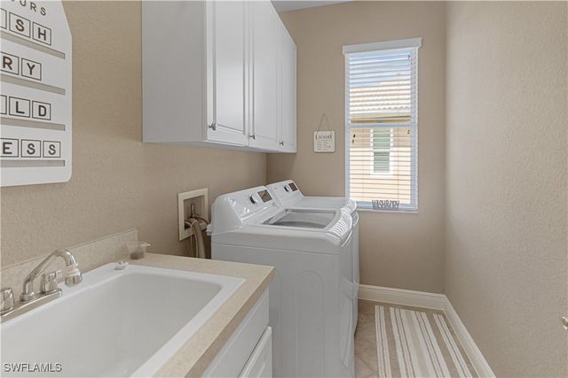 19621 Maddelena CIR, Estero, FL 33967