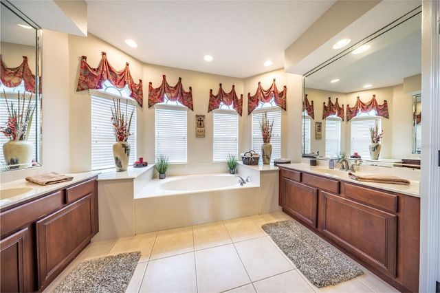 5113 HAWKS HAMMOCK WAY, Sanford, FL 32771