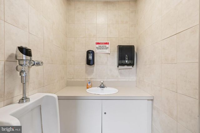 2595 YARDVILLE HAMILTON SQUARE RD, Hamilton, NJ 08690