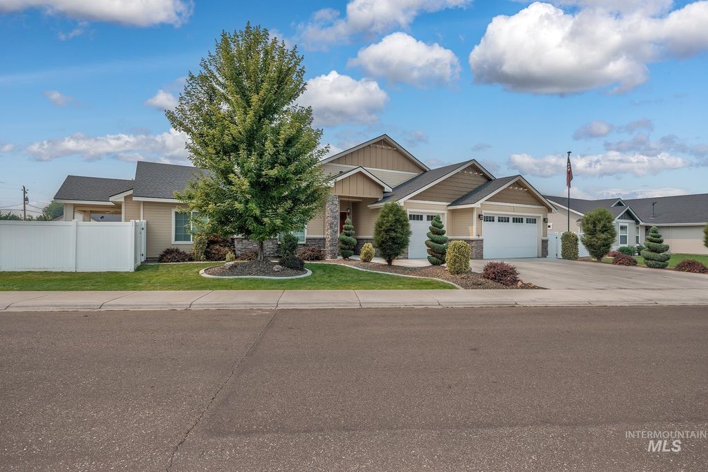 115 Grizzly Drive, Fruitland, ID 83619 photo 1