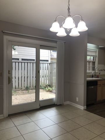 3000 Hillsboro Pike Apt 32, Nashville, TN 37215