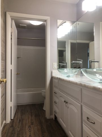 3000 Hillsboro Pike Apt 32, Nashville, TN 37215