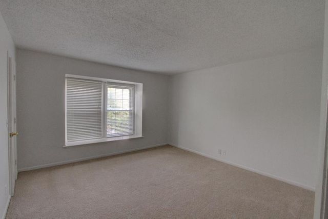 3000 Hillsboro Pike Apt 32, Nashville, TN 37215