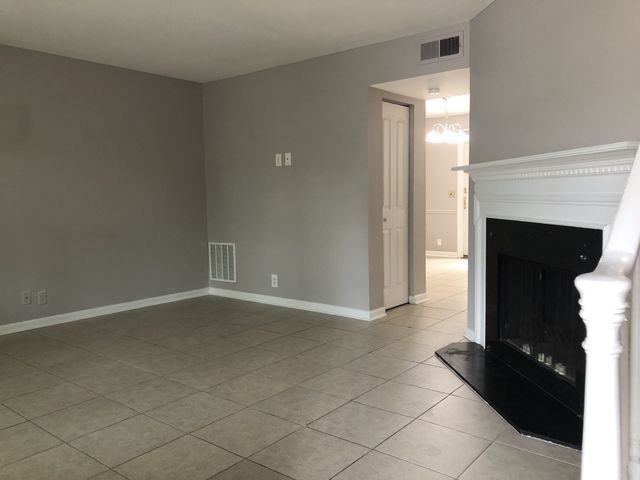 3000 Hillsboro Pike Apt 32, Nashville, TN 37215