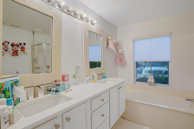 10673 Pelican Drive, Wellington, FL 33414