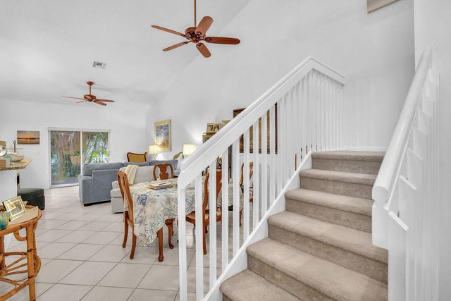 10673 Pelican Drive, Wellington, FL 33414