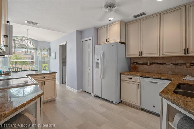 4005 Carter Creek Drive, Avon Park, FL 33825