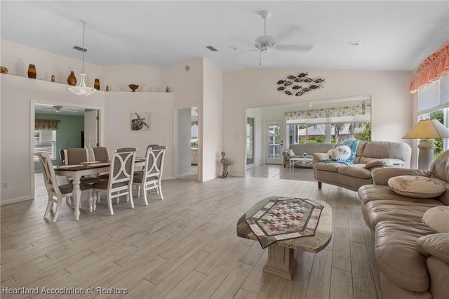 4005 Carter Creek Drive, Avon Park, FL 33825