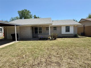 800 N Markwell Avenue, Moore, OK 73160
