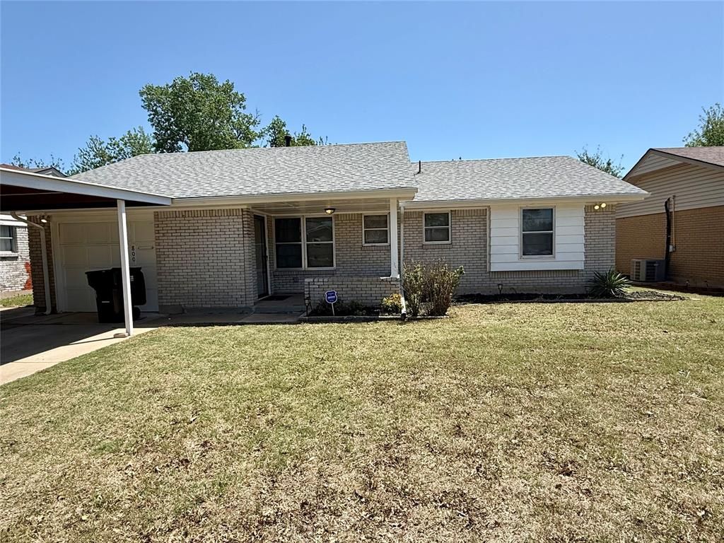 800 N Markwell Avenue, Moore, OK 73160