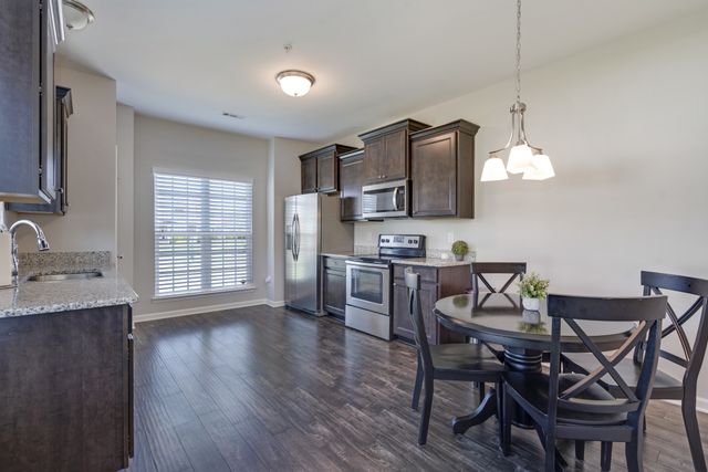 101 Dursley Ln, Spring Hill, TN 37174