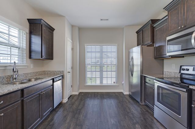 101 Dursley Ln, Spring Hill, TN 37174